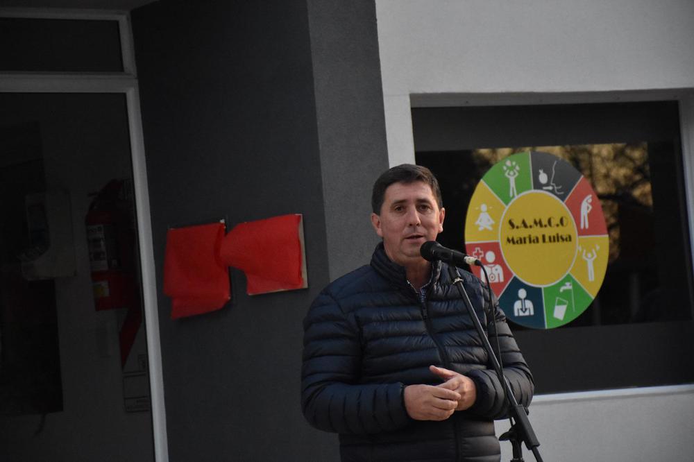 549694bb-d8c3-468e-a5c4-26d24a3491c9