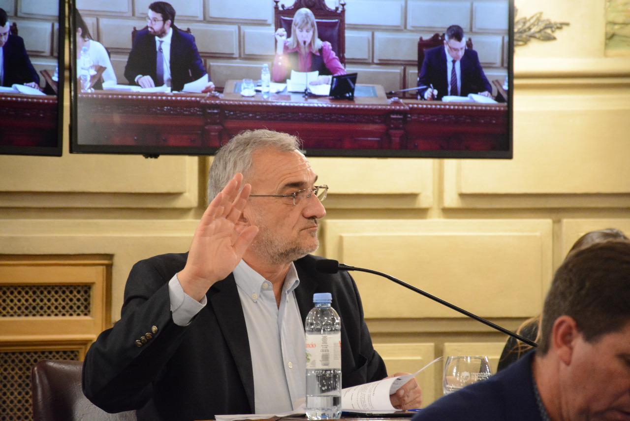 Senador Alcides Calvo - sesión