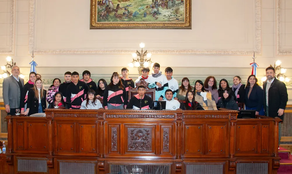 Escuela 525 paulo freyre y MANUEL LAINEZ