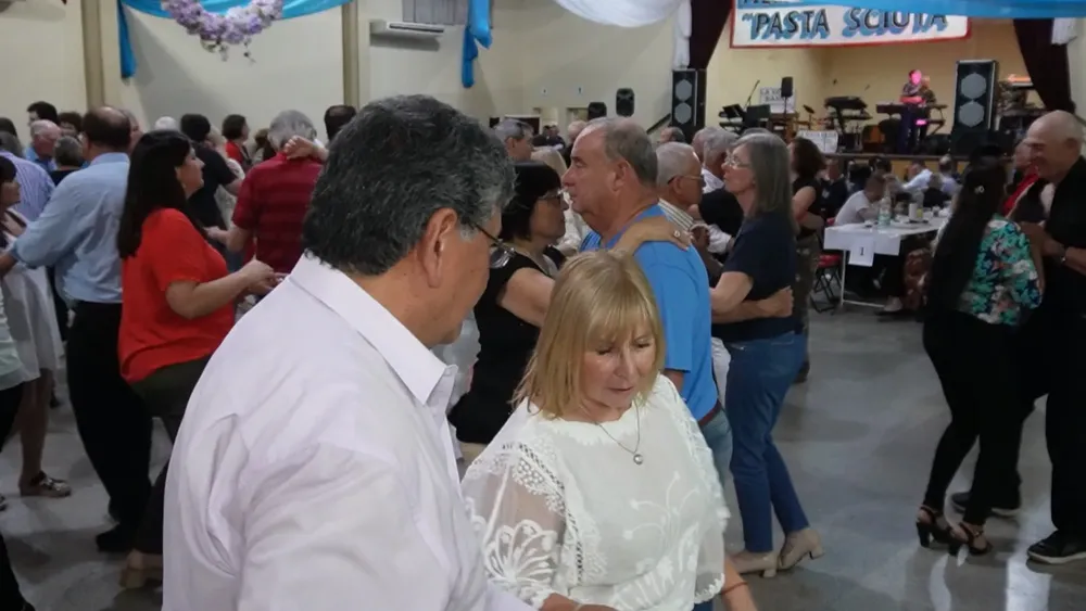 4b018f00-1a6e-4d51-9588-ea855795f8f2