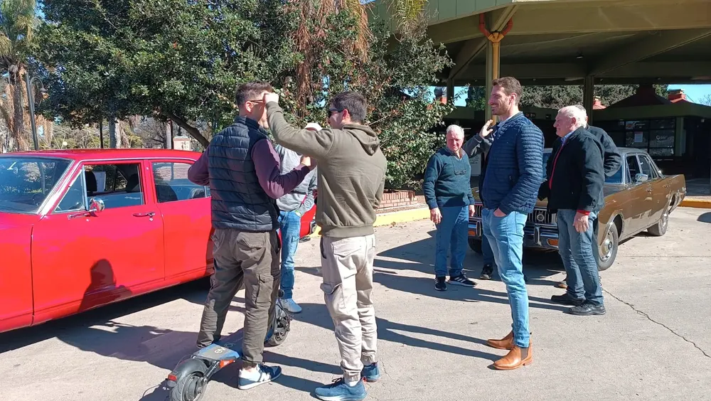 0dfae987-223c-45fa-a988-593cdd5bd4c8