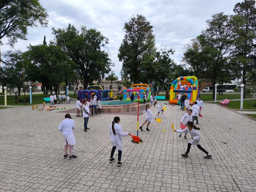 836ac4fd-22e2-4db2-a7f3-6c720475f2e4