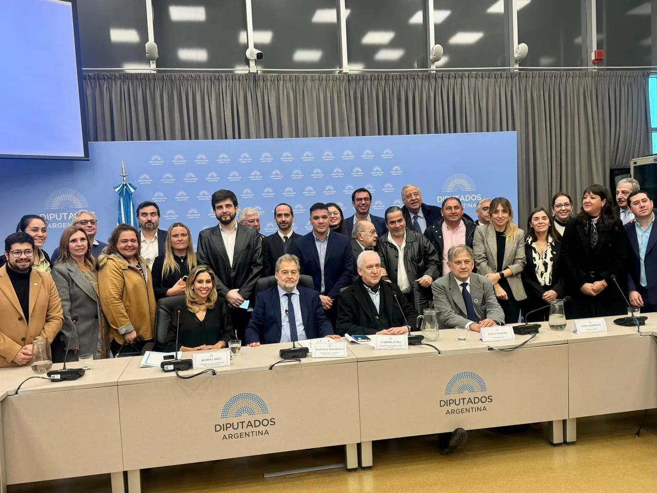 2c1c5312-e05d-4a8b-91c5-ba9d51d3339e