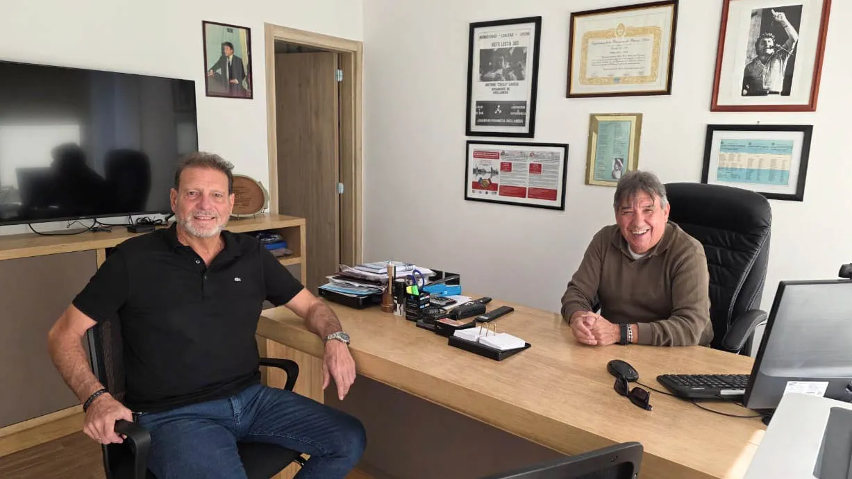 b8ca58b2-b846-4c92-a9c0-3aef8fbedd55