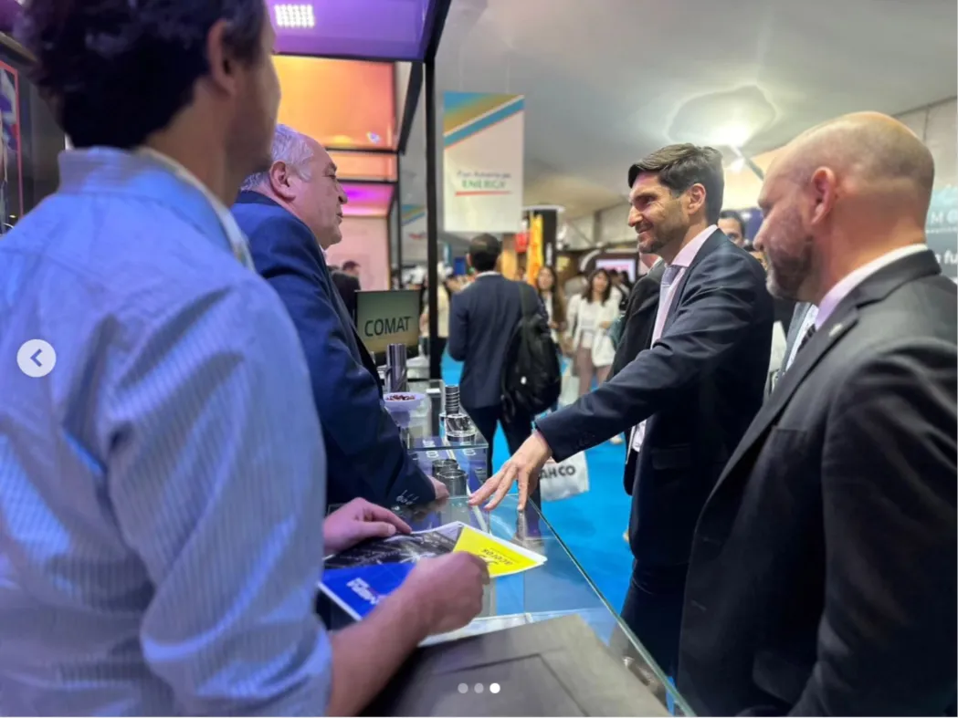 Gobierno de Santa Fe _ 🤝🏻 “Santa Fe puede ser un socio estratégico de Vaca Muerta”, @maxipullaro En Neuquén, el gobernador junto con el ministro de Desarrollo… _ Instagram - Google Chrome 26_10_2024 19_52_59