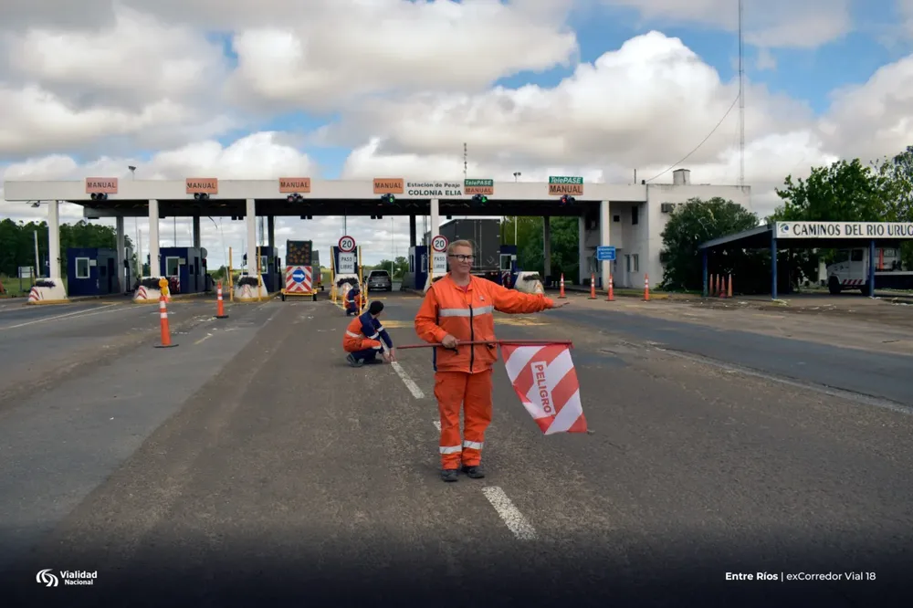 7d64d75a-aa76-45b4-9ee0-2827f15dd5bb