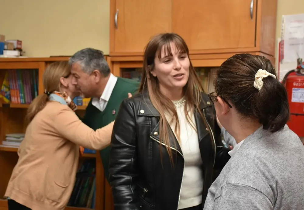 2f0121a9-a3a7-4432-9ab5-e747ff9308b1