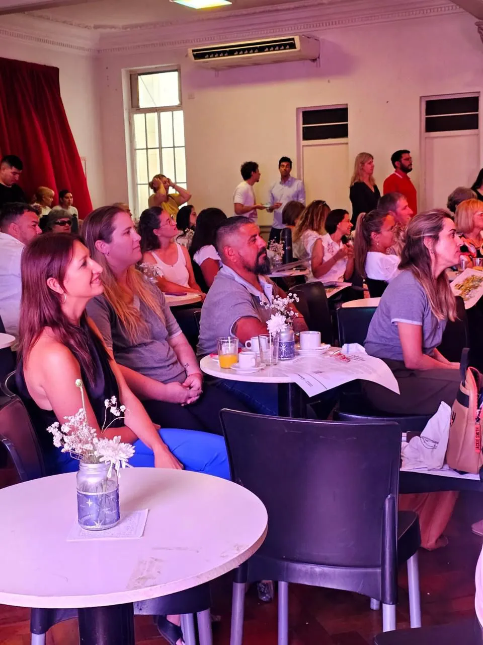 402c2ae4-4587-4839-b9b6-7bac305d2931