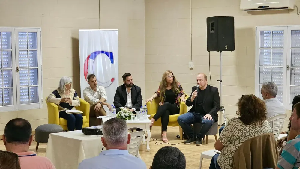 6e80d1fb-d581-44f4-bad5-1ac04679d80d