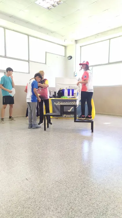 b9553805-b483-4d87-a3b6-f58f324f3f11