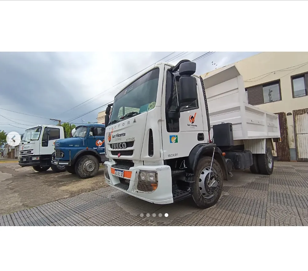 San Vicente Ciudad _ 🔶 EXPOSICIÓN DE TRES CAMIONES FRENTE AL MUNICIPIO_ UNA INVERSIÓN CLAVE PARA LA CIUDAD 🚛 En una muestra pública realizada frente al… _ Instagram - Google Chrome 23_10_2024 23_02_03