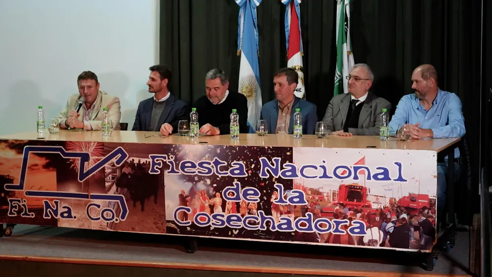 FINACO.jpg