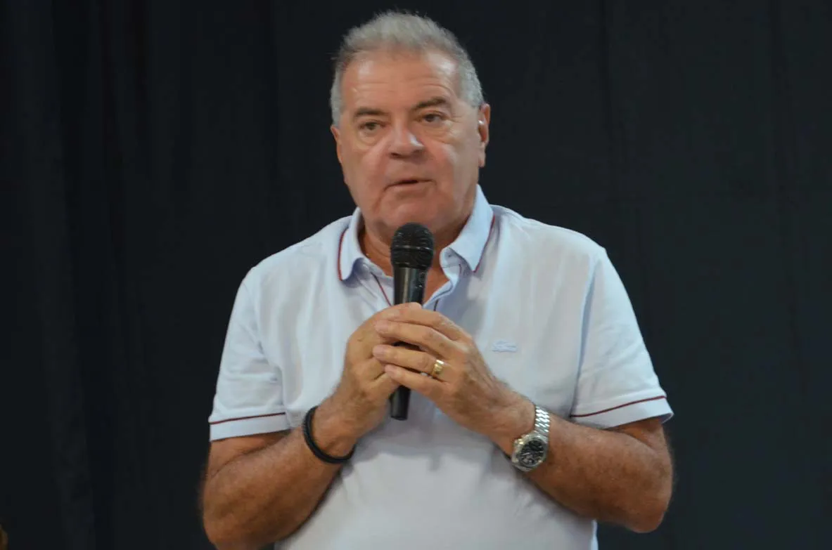 Vignaud Ministro Sergio Busso