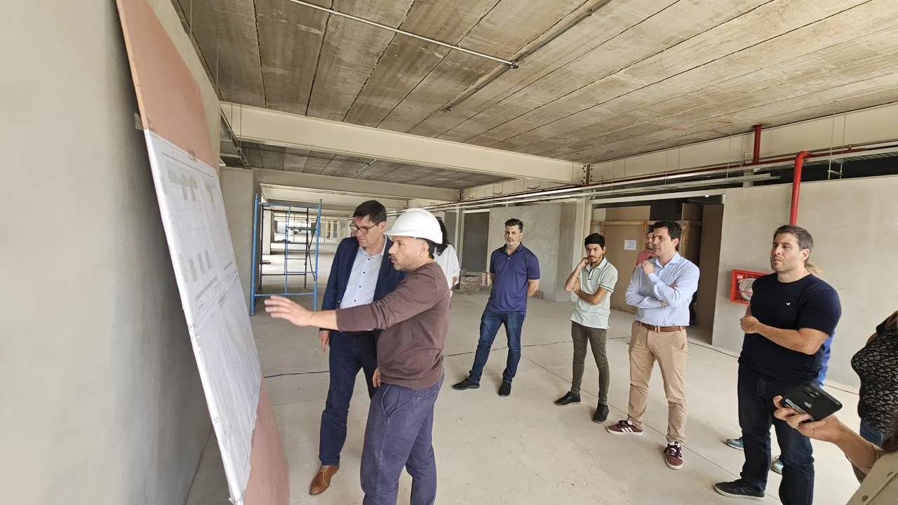 WhatsApp Image 2025-11-13 at 15.42.27