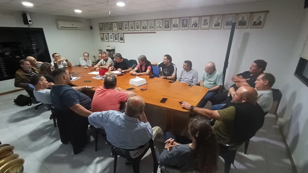 e0e3713a-7294-4d62-a2f9-40bf56bd9ec8