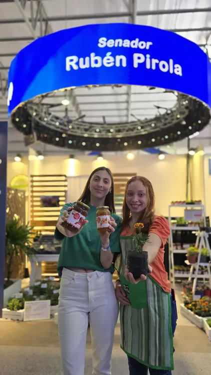 b09296f8-1bfb-48fd-99cb-6ed5e068dbc0