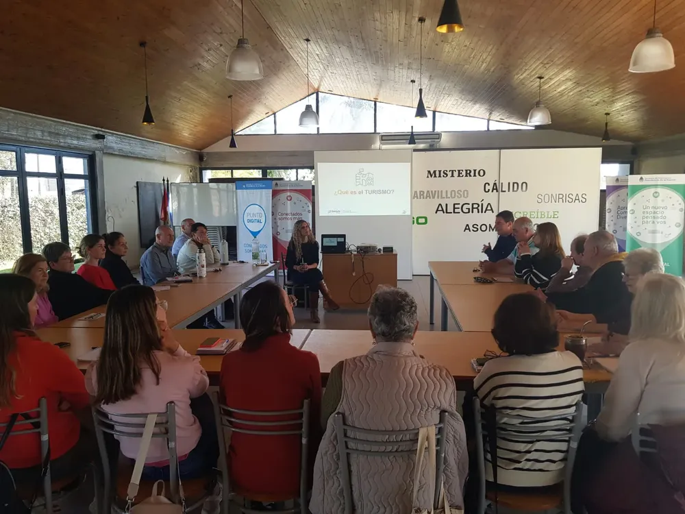 José Barbero - Anfitriones inicio