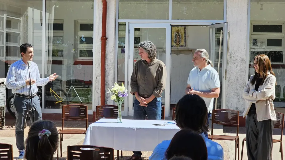 b3e6d018-53c3-4bab-9c33-8b0dd956fd1e