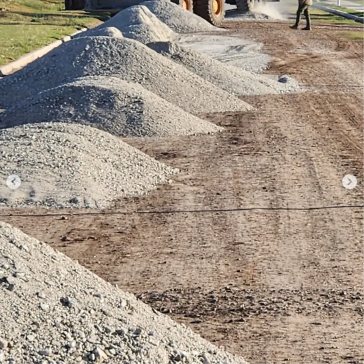 Comuna de Colonia Margarita _ 🚧AVANZAMOS CON EL PLAN DE MEJORAMIENTO EN NUESTRAS CALLES 👉A través de la colaboración de la empresa EDECA y con recursos propios… _ Instagram - Google Chrome 3_10_2024 13_36_43