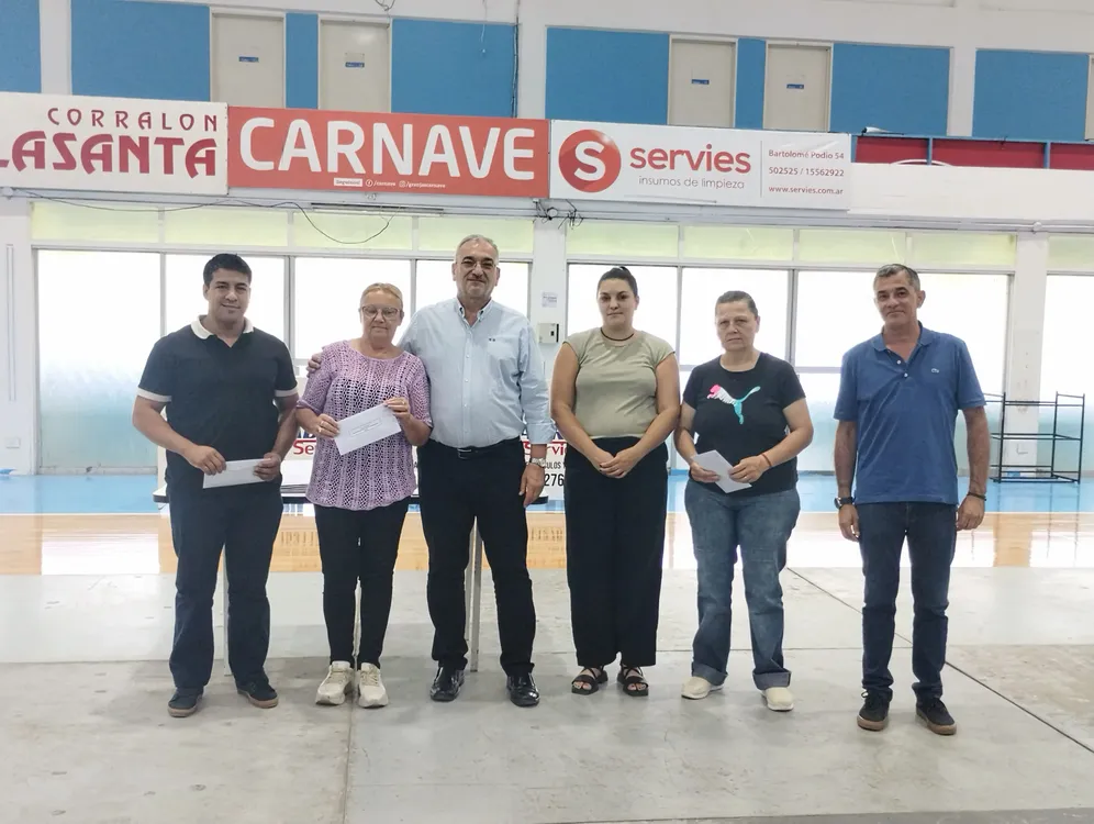 CALVO-VECINALES RAFAELA