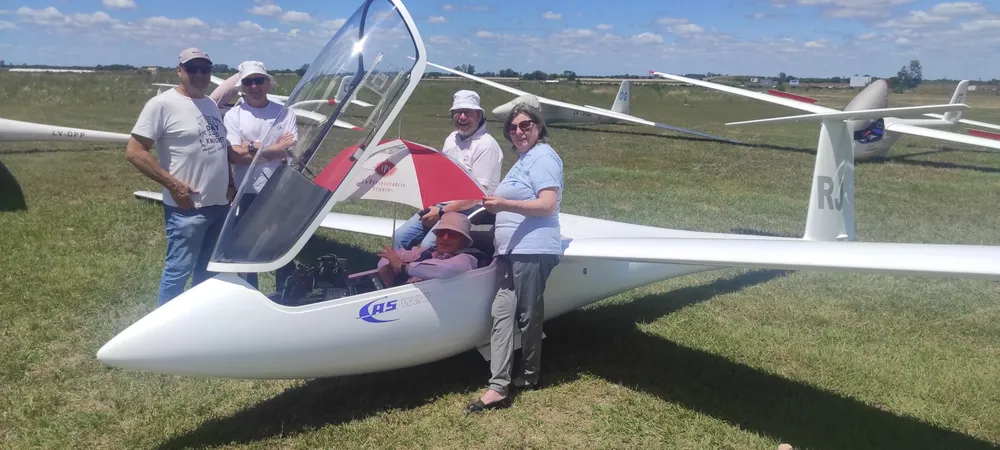 EDUARDO TOSELLI DE CORDOBA REGIONAL VUELO A VELA RAFAELA 2025 - 9-11-25