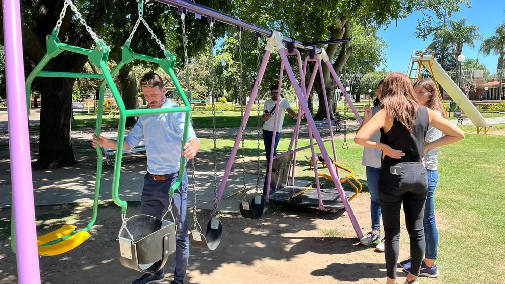 WhatsApp Image 2024-12-17 at 1.31.24 PM (3)