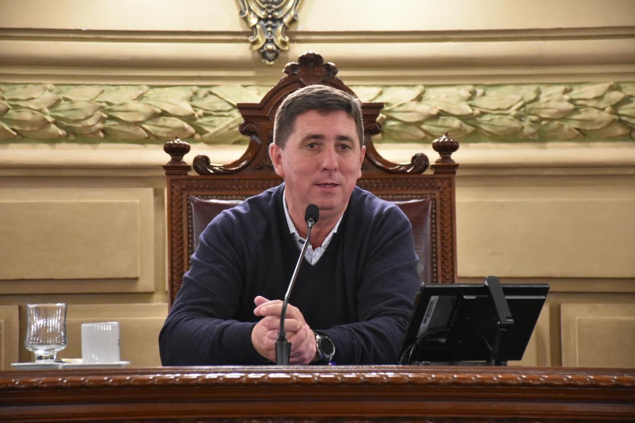 82fa4f89-df1e-4996-9eeb-4d78867c5762