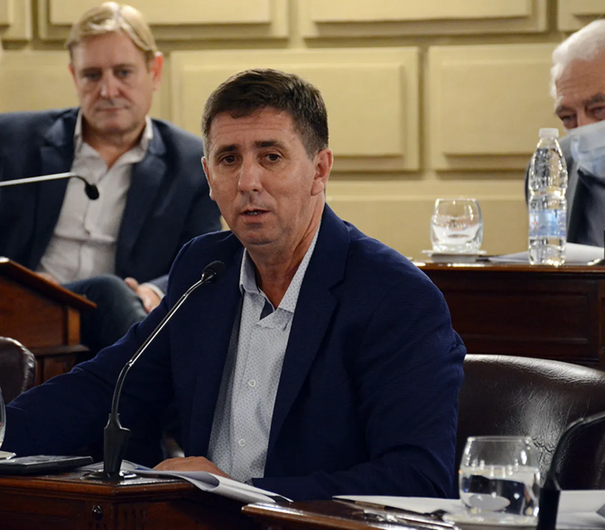 411239-ro03fo0118web-20-281-29