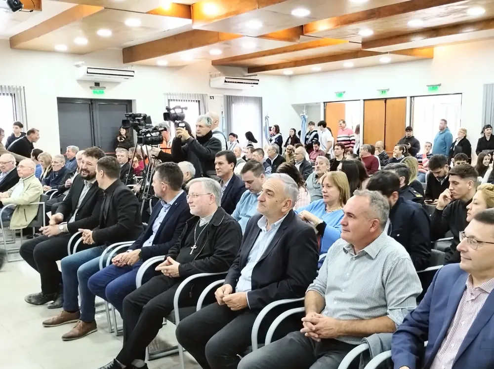 Autoridades Acto Día del Periodista