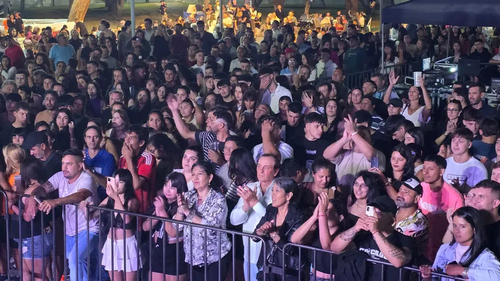 dcde06e0-3d86-45eb-968a-b15e2f9b9d74