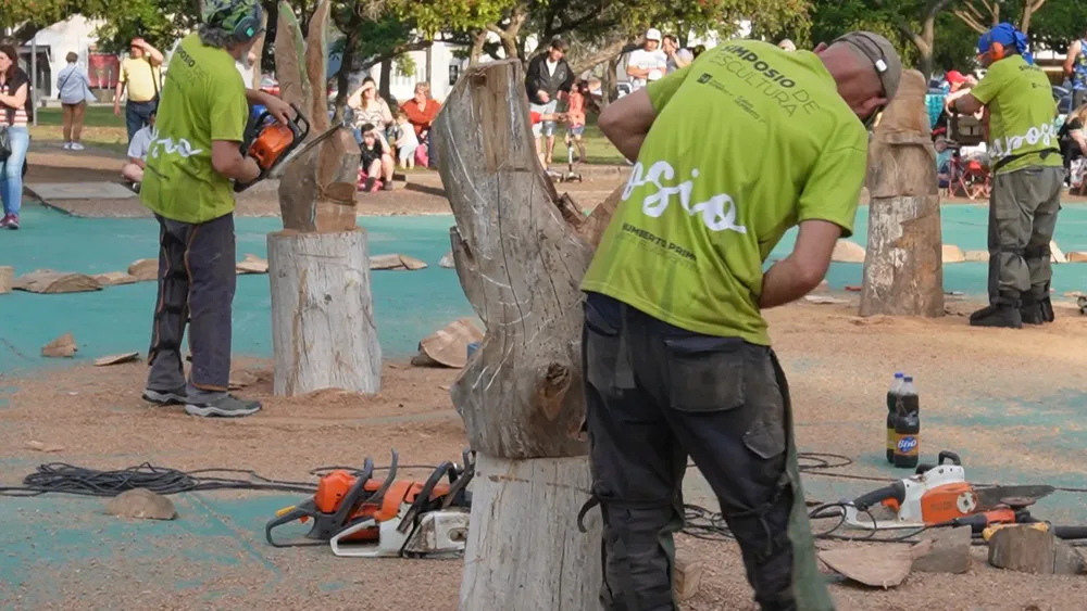 12b8e29a-7338-4f01-a136-ce1401c31a8e