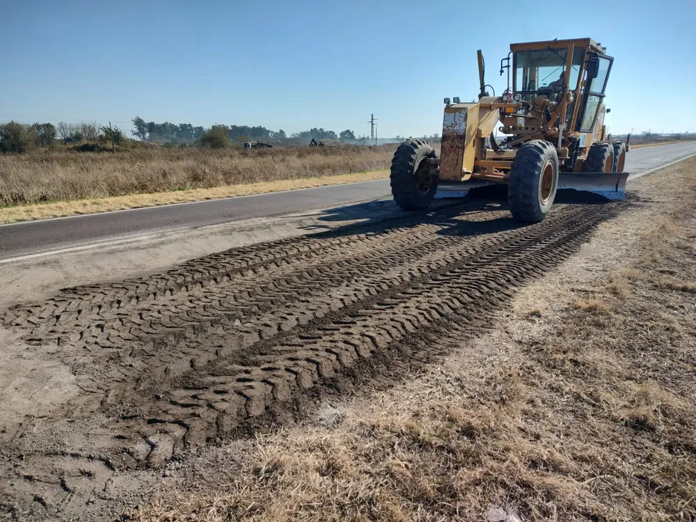 RN 11 - BACHEO CON RECICLADO AL NORTE DE GOBERNADOR CRESP - 25-7-24 (2)....