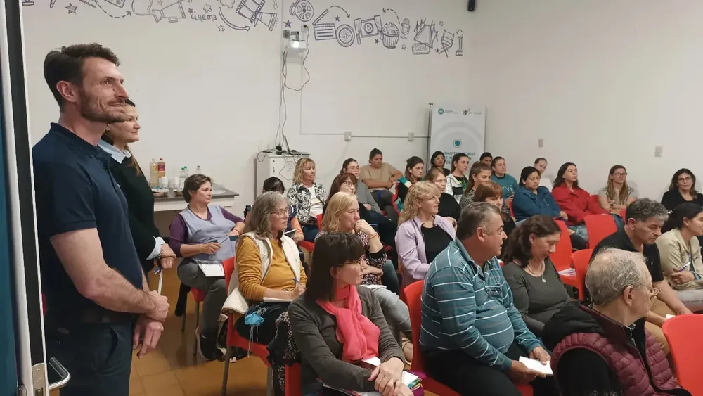 098f51b0-30eb-4249-945d-6b8fc9458ae4