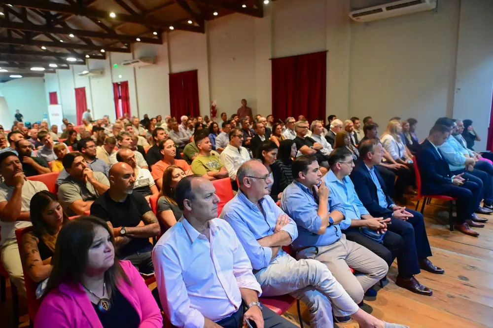 99756911-ac7d-456d-b1af-cfdc187155d7