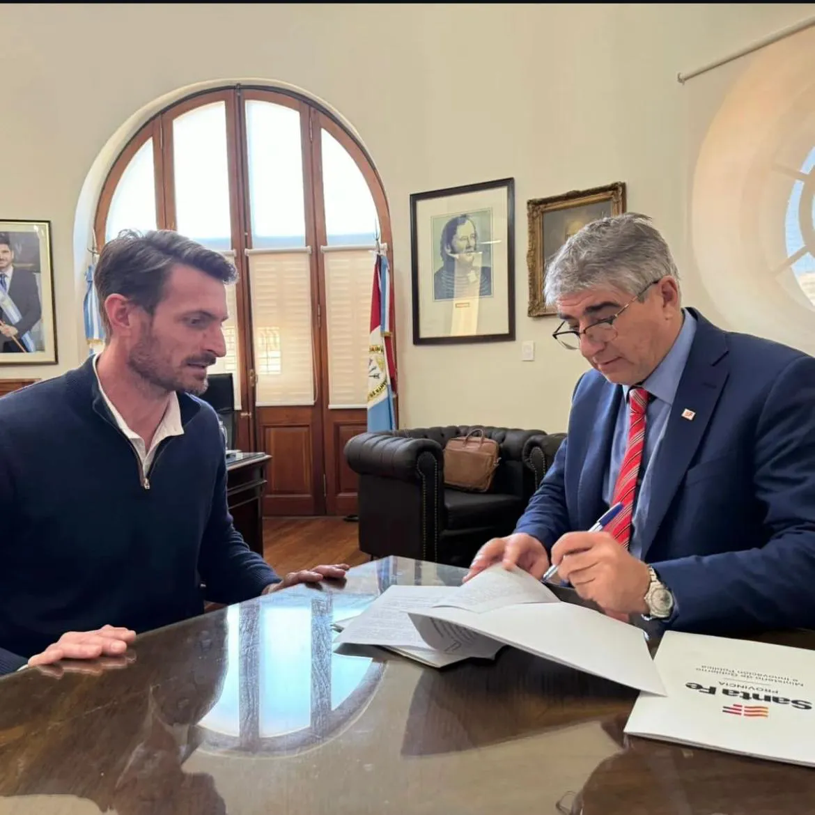 4d2db697-2d53-4b4b-9adb-e9be2d9a1c28