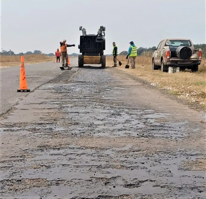RN 98 - BACHEO DE TRANSITABILIDADAL ESTE DE TOSTADO - 25-7-24  (3)