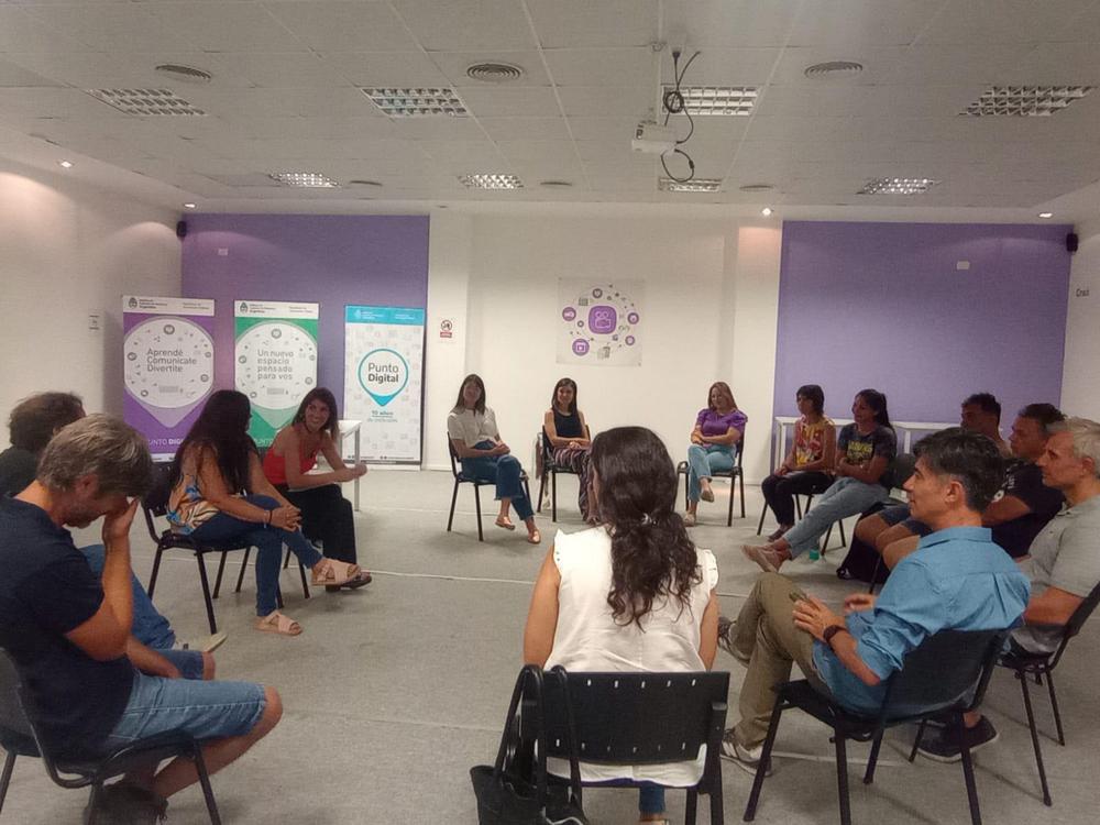 c1b8242e-8164-44d2-b50b-2d47a339403e