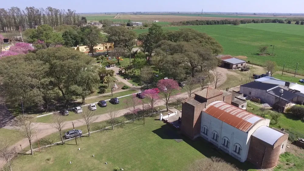 deb1628c-0e36-4da9-9310-c163e258a345