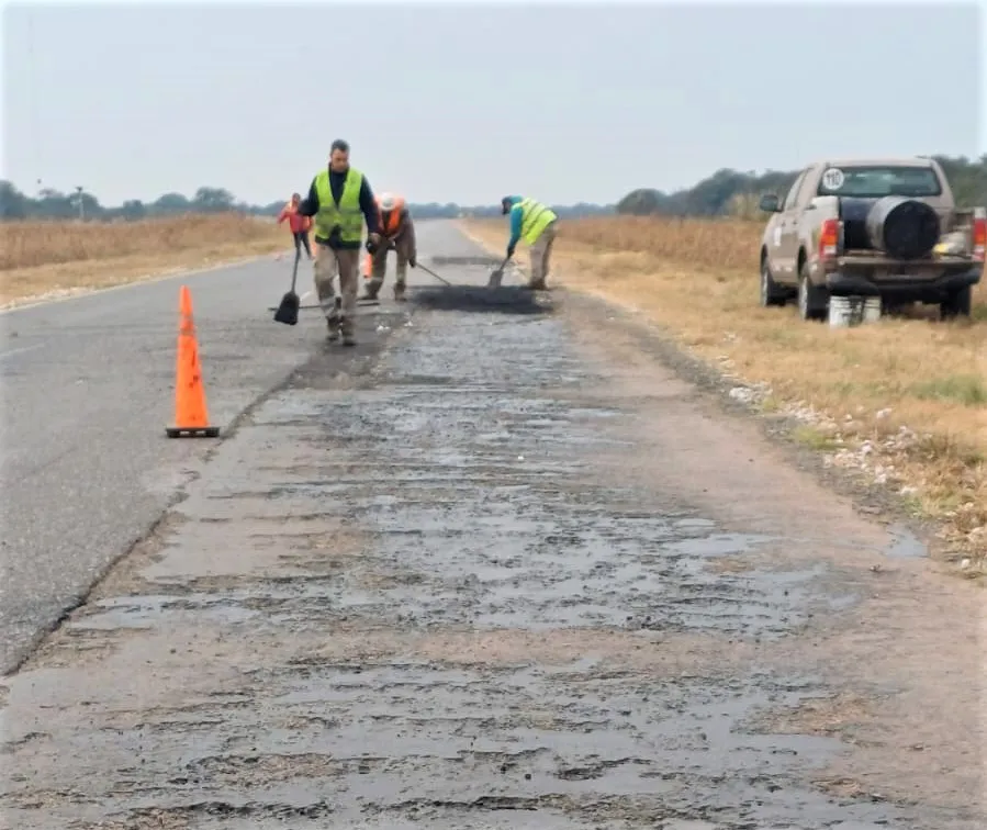 RN 98 - BACHEO DE TRANSITABILIDADAL ESTE DE TOSTADO - 25-7-24  (2)