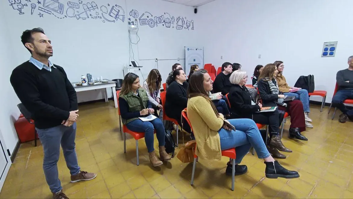 01ccf0e2-9a26-4799-ac4a-3e05f1be3750