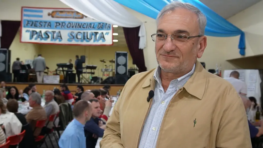 6ff80c17-0f60-47fd-b30a-0a8bf9ad0b40