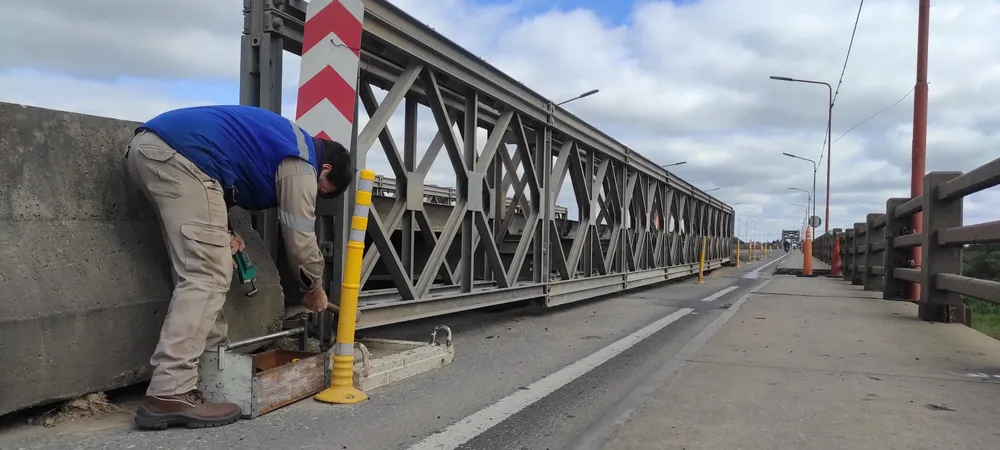 RN 11 -  MATENIMIENTO PUENTE BAILEY SOBRE PUENTE CARRETERO - 30-5-24