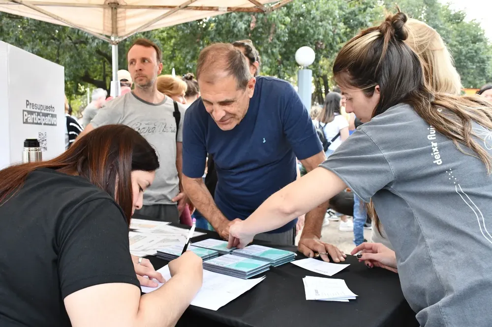 d521f18b-2636-4249-aae7-f496a082b060