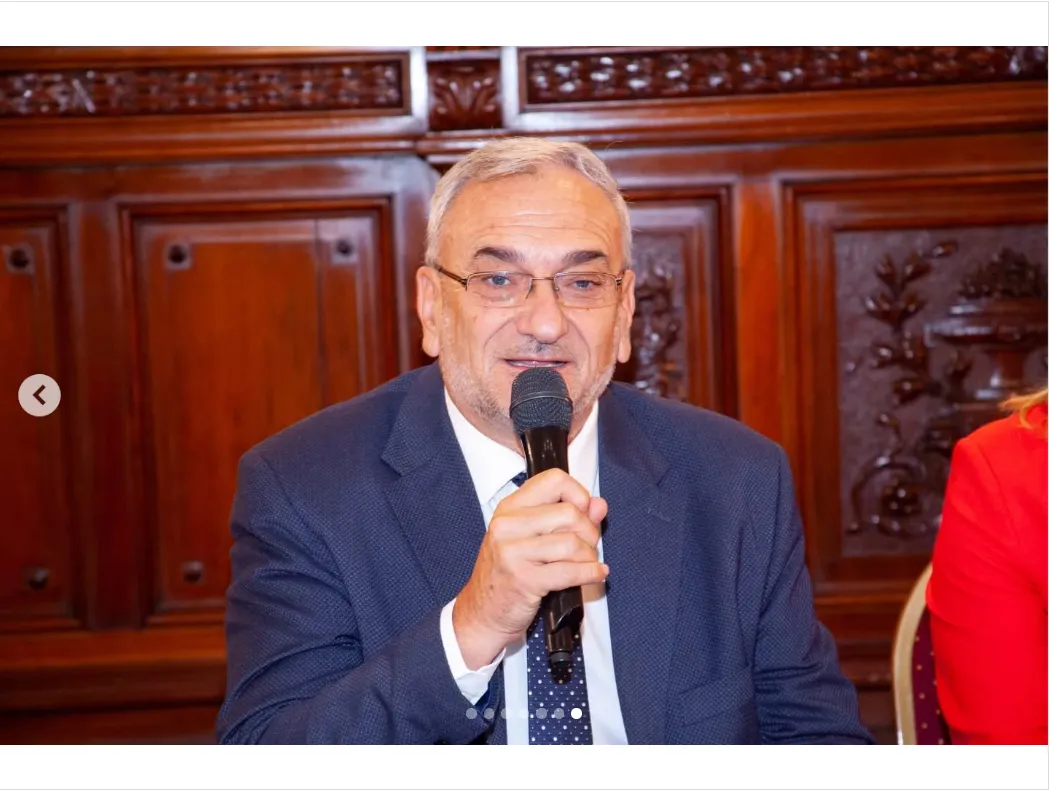 Captura de pantalla 2024-11-28 202742