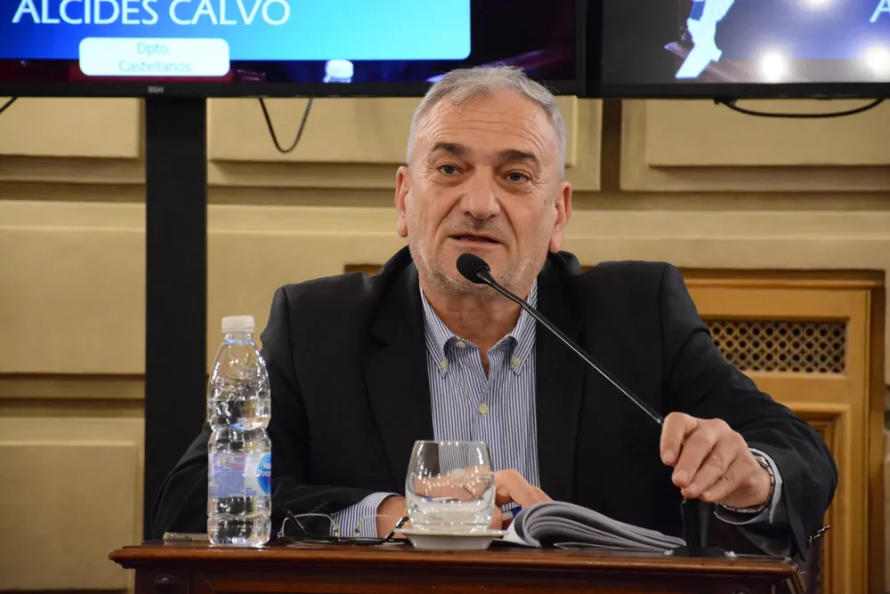 ALCIDES CALVO SENADOR PROVINCIAL DEPARTAMENTO CASTELLANOS (2)