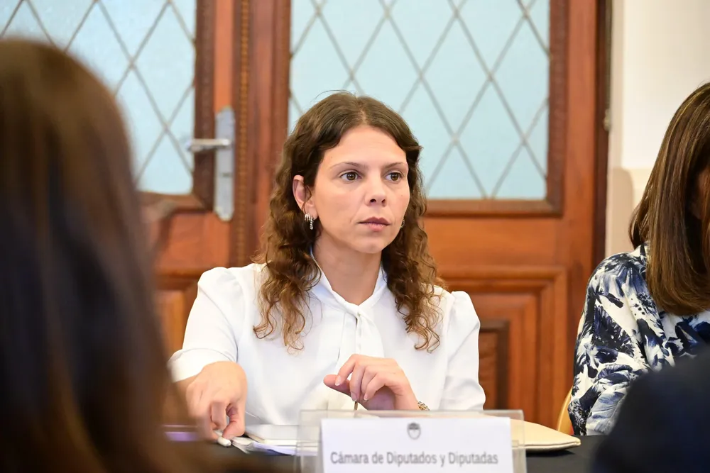 11bd8df9-e691-40fb-a4c0-9a83b61d9cff