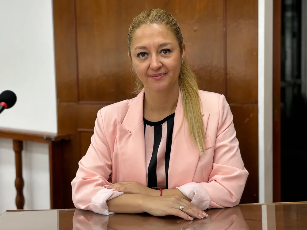 c6ba4d18-7d6e-4ad2-9ef2-e858f2e3b6fd