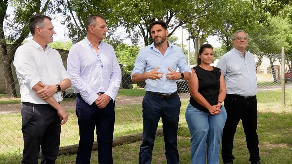 COL RAQUEL pullaro.jpg