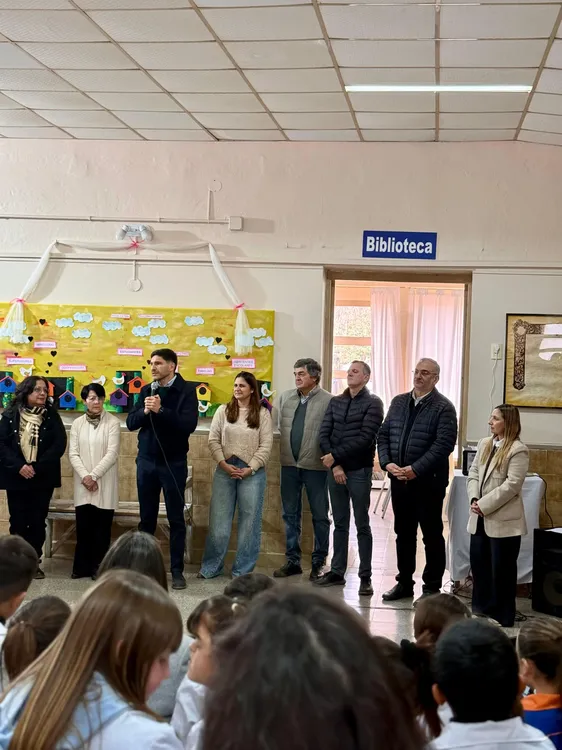 GOBERNADORPULLAROENEGUSQUIZA